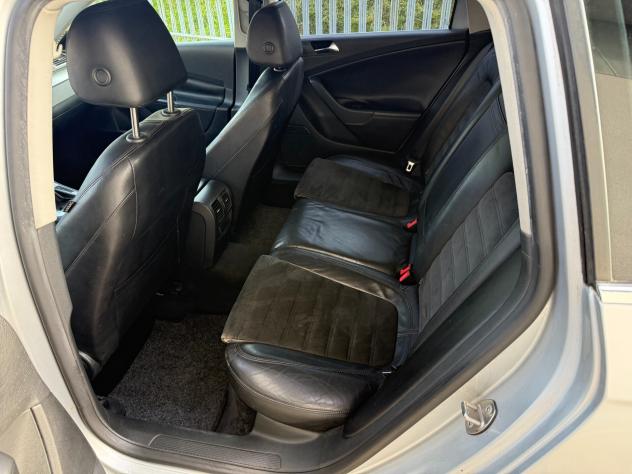 Volkswagen Passat 2.0 TDI DPF Var. Highline MOTORE NUOVO - Foto 6