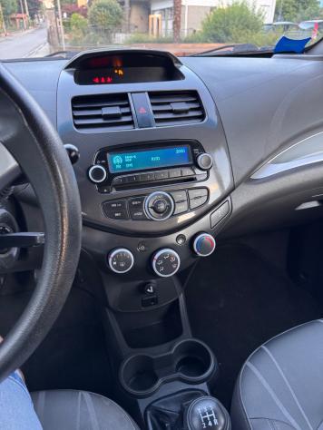 Chevrolet Spark 1.0 benzina - Foto 8