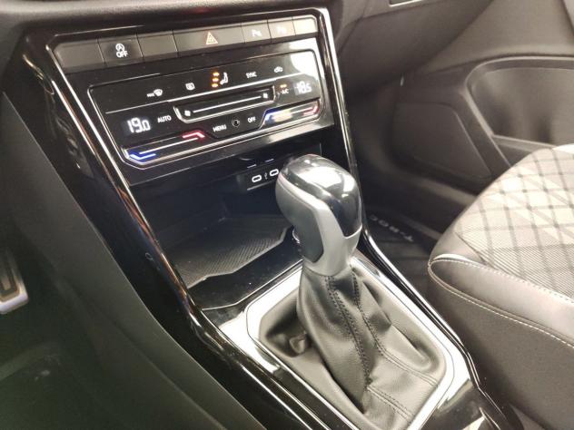 Volkswagen T-Roc 2.0 TDI SCR R-Line DSG - Foto 10