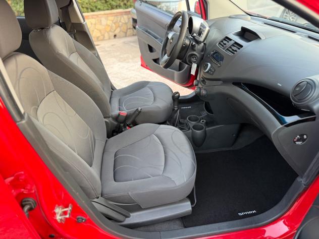 Chevrolet Spark 1.0 - Foto 8