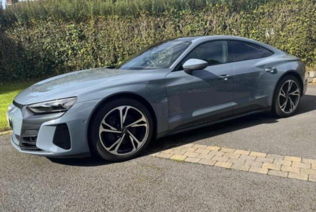 Audi E-tron GT quattro - Foto 2