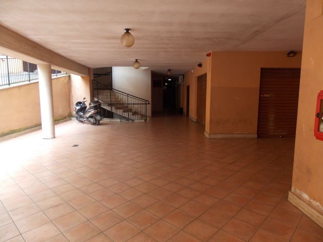 TORREVECCHIA CENTRO COMMERCIALE IL FONTANILE - Foto 10
