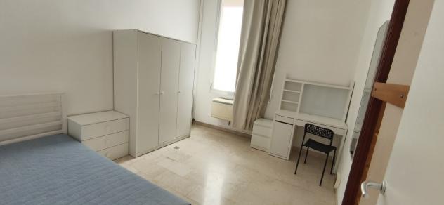 Stanza in appartamento in affitto a Modena - Foto 3