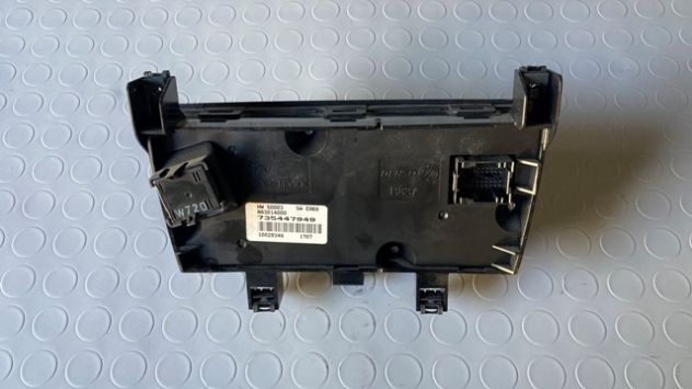Comandi climatizzatore Fiat Grande Punto del 2008 (735447949) - Foto 3