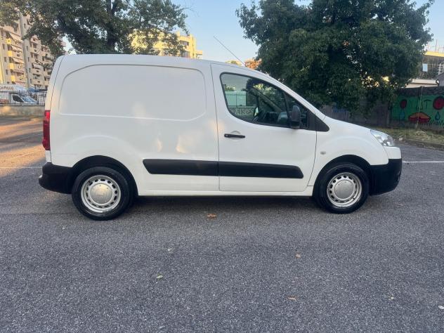 Peugeot Partner 1.6 HDi 75CV L1 2 posti Furgone - Foto 5
