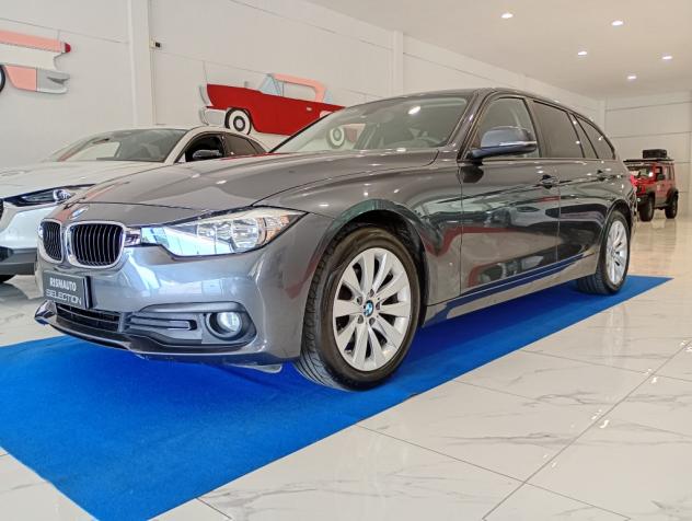 BMW Serie 3 (F30/31) 316d Touring Sport - Foto 9