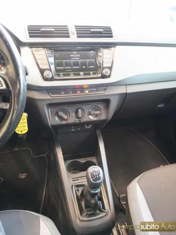 SKODA Fabia 1.4 TDI 75 CV Design Edition rif. 23785037 - Foto 9