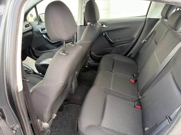 Peugeot 208 BlueHDi 75 5 porte Allure - Foto 9