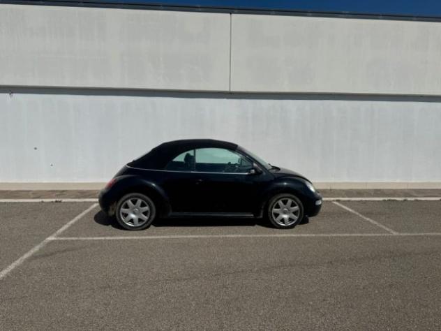 VOLKSWAGEN New Beetle 1.9 TDI 105CV Cabrio Lim. Red Edt. rif. 23609639 - Foto 3
