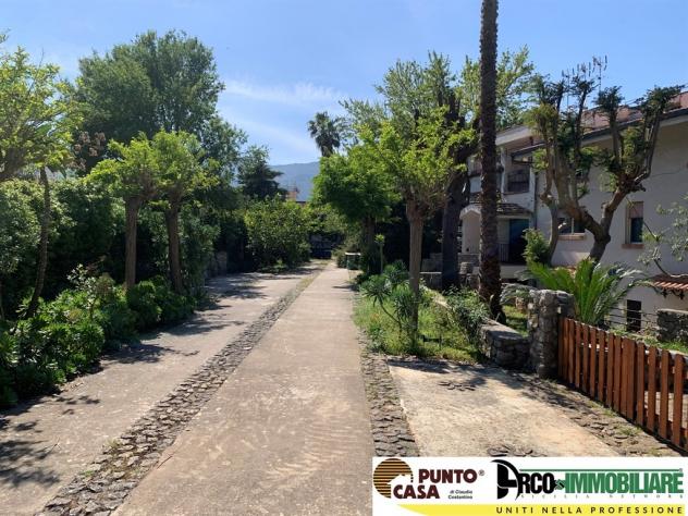 Appartamento ristrutturato in villa con terrazzo e giardino condominiale – Mondello, Fondo Anfossi - Foto 6