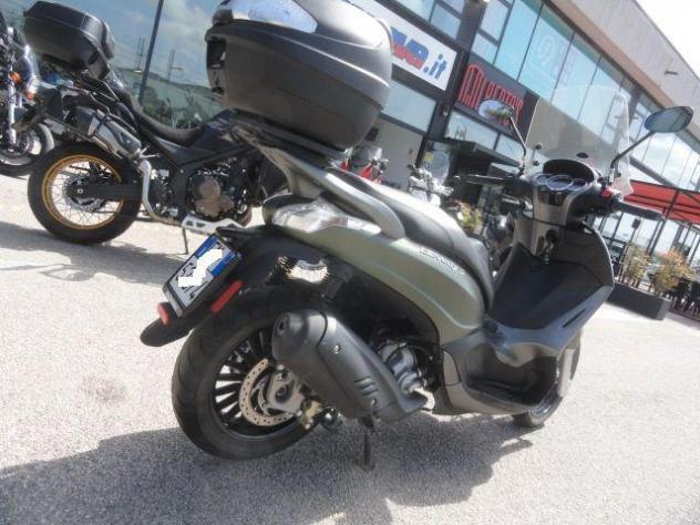 PIAGGIO Beverly 300 i.e. BEVERLY 300 S rif. 23610008 - Foto 8