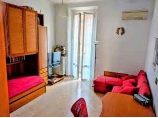 Stanza singola con balcone privato – Zona Bovisa