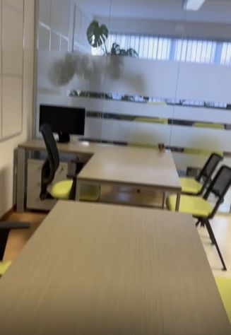 Vendo mobili e attrezzature per ufficio quasi nuovo. - Foto 3
