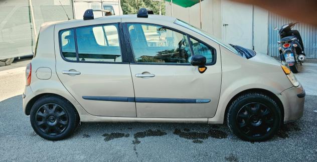 Renault Modus 1.5 dCi 75CV Wave - Foto 4