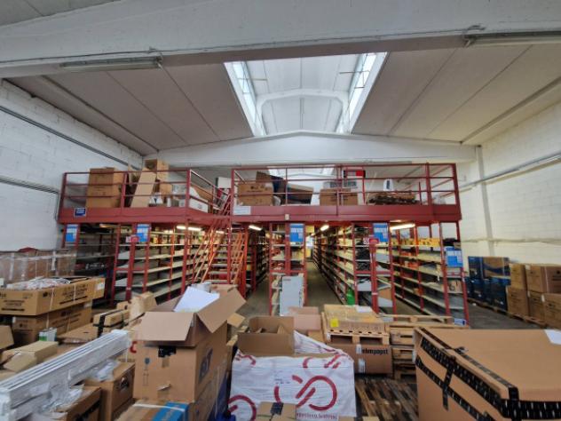 Immobile di 512 m² con 1 locale in affitto a Settimo Milanese - Foto 8