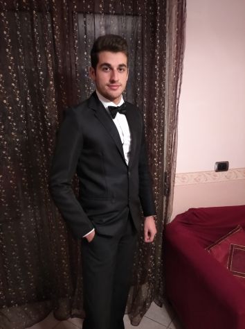 Accompagnatore discreto ed elegante per eventi e cene (SOLO PER RAGAZZE/DONNE) - Foto 3