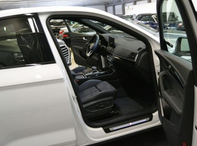 AUDI Q5 SPB 50 TFSI e quattro Stronic Identity Black Iva** rif. 22409109 - Foto 4