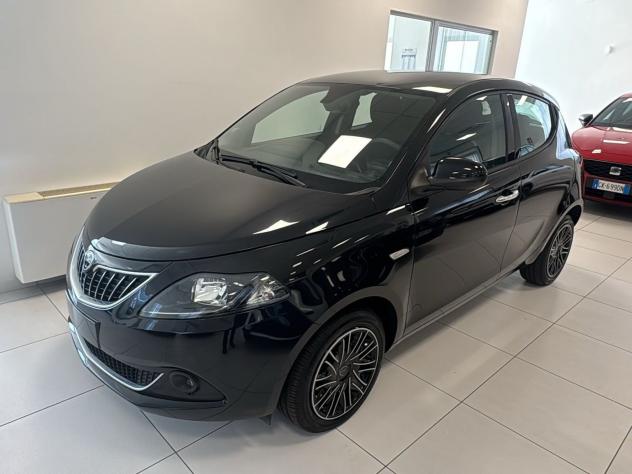 Lancia Ypsilon 1.0 70cv Firefly Hybrid S&S Gold