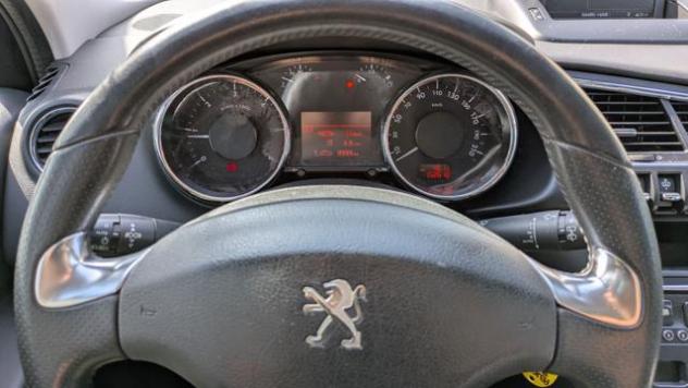 PEUGEOT 3008 1.6BlueHDi 120cv Allure TETTO PANORAMA CRUISE rif. 15639579 - Foto 9