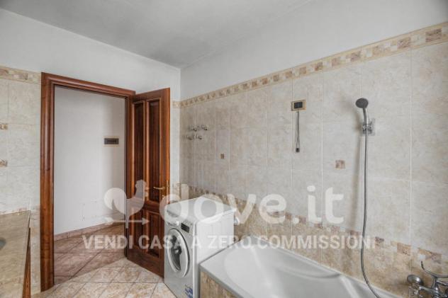 Appartamento di 120 m² con 3 locali e posto auto in vendita a Oleggio - Foto 16