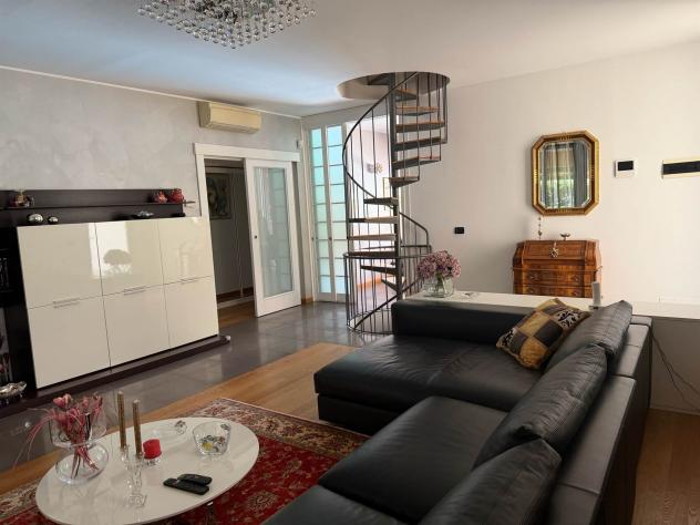 Vendita Villa da 204 mq in Villaggio Larco - Foto 13