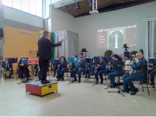 Vitaliano Gallo dirige 5 appuntamenti musicali Banda P. Anfossi 170*