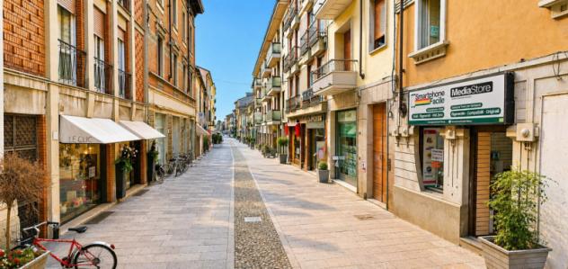 Negozio a Fidenza - Rif. moderfid