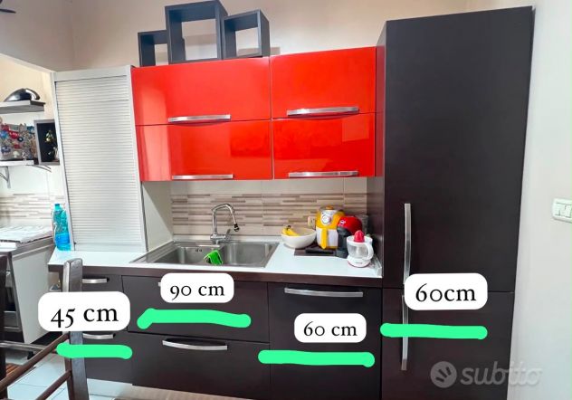 CUCINA COMPONIBILE CON ELETTRODOMESTICI