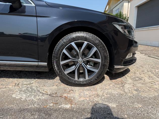 Volkswagen Passat 2.0 TDI SCR DSG Executive BMT - Foto 10