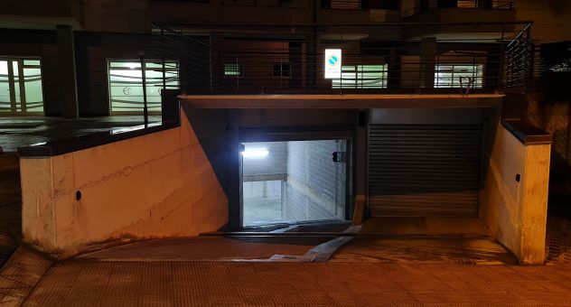 VENDESI GARAGE VARI MQ IN VIA G. FORTUNATO - VENOSA - Foto 3