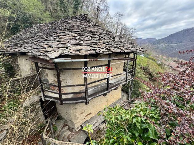 V000788 - CAPREZZO, RUSTICI STORICI IN PIAZZA - Foto 13