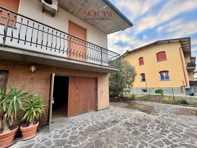 Casa indipendente con taverna, garage e giardino su quattro lati - Foto 18