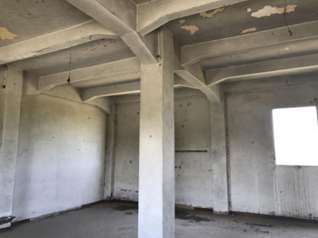 Rustico / Casale di 235 m² con più di 5 locali e box auto doppio in vendita a Soliera - Foto 6