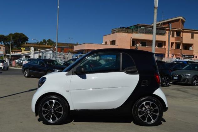 SMART ForTwo 1.0 twinamic 70 CV Youngster Automatica rif. 24047159 - Foto 5