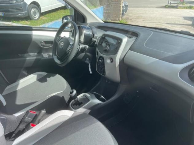 TOYOTA Aygo 1.0 VVT-i 69 CV 5 porte rif. 23444791 - Foto 9