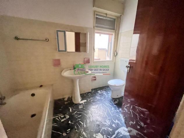 Rif: 2763 COMISO – INTERO STABILE CON DOPPIA OPPORTUNITÀ: ABITAZIONE E INVESTIMENTO! - Foto 14