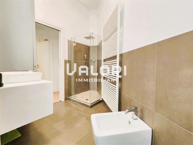 INCANTEVOLE TERRA-CIELO RISTRUTTURATA CON CORTE PRIVATA E GARAGE - Foto 14