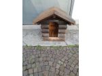 Cuccia per cani in legno