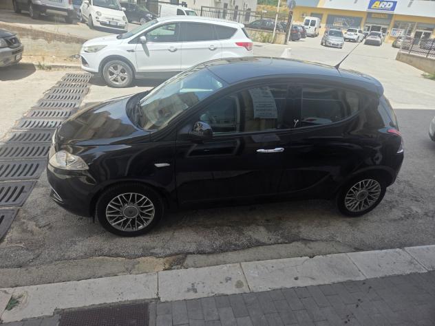 LANCIA YPSILON 1.2 BENZINA 70 CV SOLI KM 56000 CERTIF - Foto 9
