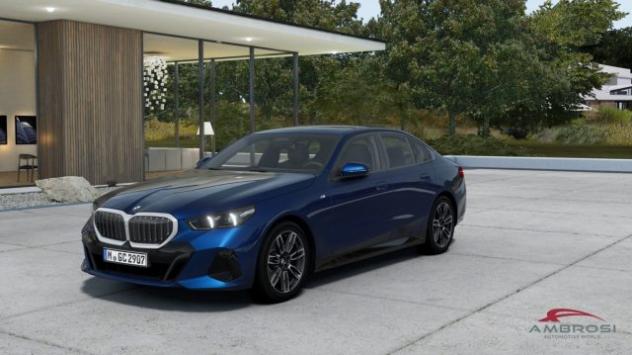 BMW 520 Serie 5 d 48V rif. 23819434