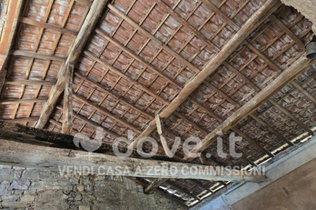 Rustico / Casale di 179 m² con 5 locali e posto auto in vendita a Sangiano - Foto 19