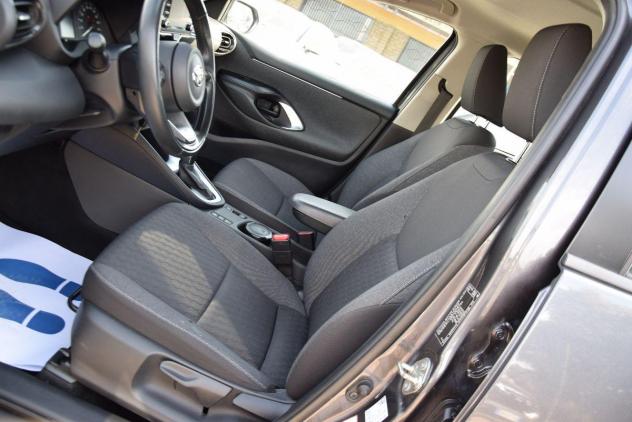 TOYOTA Yaris IBRIDA MY 2021 1.5 Hybrid 5p. AUTOMATICA Lounge - TOUCH - ADAS - CRUISE - CAM - BT - CLIMA - OK NEOPATENTATI - IVA DETRAIBILE - Foto 6