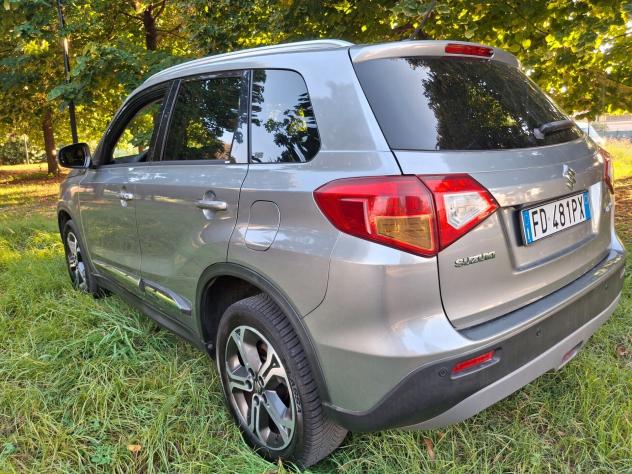 Suzuki Vitara 1.6 DDiS V-Cool-EURO6b-PELLE-NAVI- - Foto 9