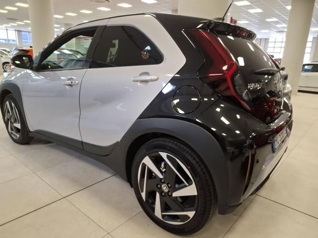 Toyota Aygo X 2025 1.5 hybrid Premium e-cvt - Foto 6