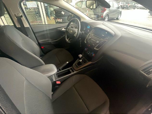 Ford Focus 1.0 EcoBoost 125cv S&S Tit. Bus. SW - Foto 9