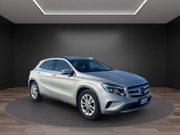 MERCEDES GLA (X156) GLA 180 d Business - Foto 3