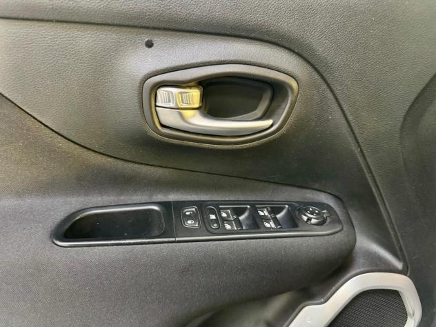 Jeep Renegade 2.0 Mjt 140cv 4WD Longitude 2018 - Foto 8