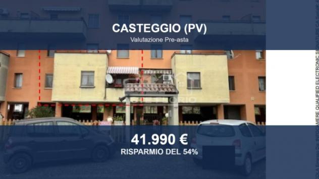 Immobile in asta di 91 m², box auto in vendita a Casteggio