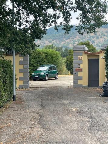 VENDESI VILLA CON GIARDINO A POCHI MINUTI DA RUFINA - Foto 3