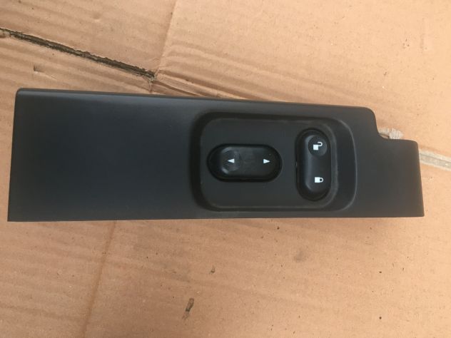 Pulsantiera Alzavetri Anteriore DESTRA DX Land Rover Freelander TD4 Sport 2004
